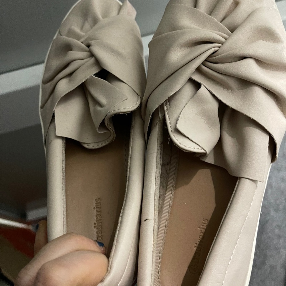Stradivarius nude bow shoes 38